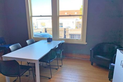 Photo of property in 46 Vivian Street, New Plymouth, 4310