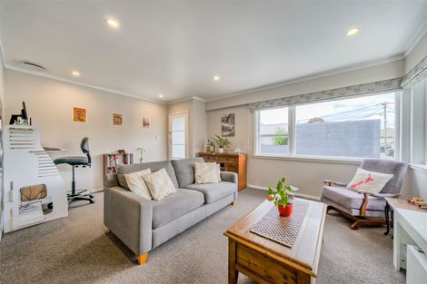 Photo of property in 1/8 Derwent Lee Grove, Epuni, Lower Hutt, 5011