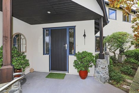 Photo of property in 5 Laing Cove, Havelock North, 4130