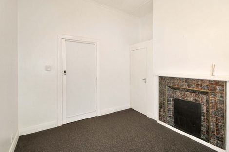 Photo of property in 8 Levy Street, Mount Victoria, Wellington, 6011