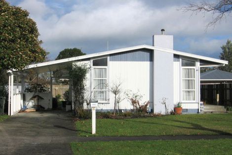 Photo of property in 109 Ruamahanga Crescent, Terrace End, Palmerston North, 4410