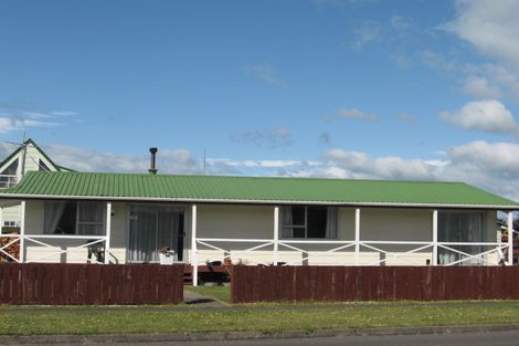 Photo of property in 66 Anzac Street, Gisborne, 4010
