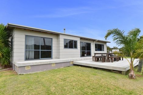 Photo of property in 132 Omana Road, Waiotira, 0193