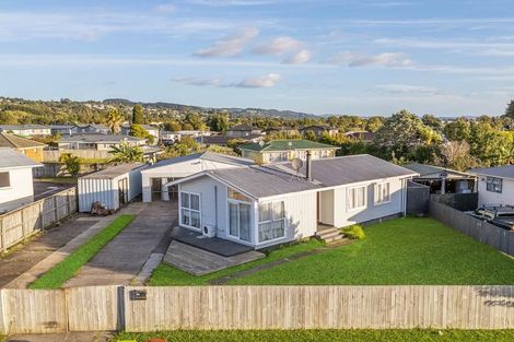 Photo of property in 24 President Avenue, Papakura, 2110