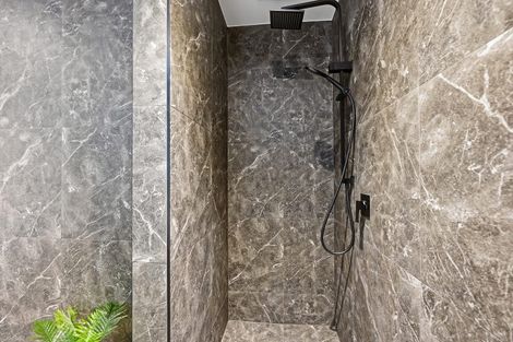 Photo of property in Ocean Breeze Apts, 7107/87 Clyde Road, Browns Bay, Auckland, 0630
