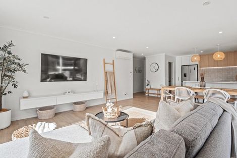 Photo of property in 37 Myles Way, Lower Shotover, Queenstown, 9304