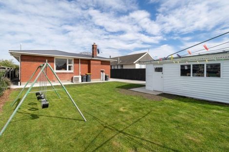 Photo of property in 27 Dunstan Crescent, Hornby, Christchurch, 8042