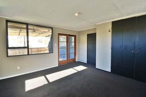 Photo of property in 96 South Road, The Glen, Dunedin, 9011