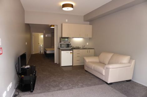 Photo of property in Sharella Living, 20 Glenmore Street, Thorndon, Wellington, 6011