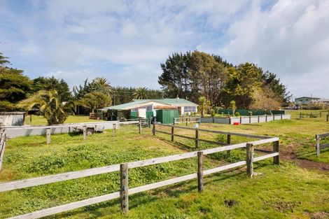 Photo of property in 2066 Tangimoana Road, Tangimoana, Palmerston North, 4473