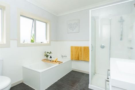 Photo of property in 33 Dinsdale Road, Dinsdale, Hamilton, 3204