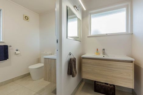 Photo of property in 157 Coronation Road, Hillcrest, Auckland, 0627