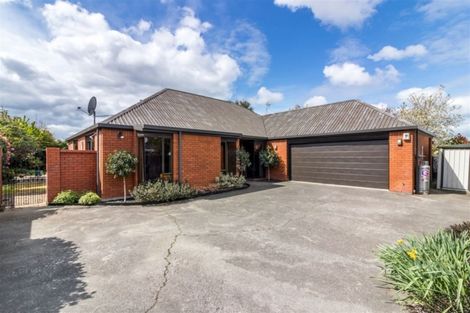 Photo of property in 2/15a Lothian Street, Ilam, Christchurch, 8041