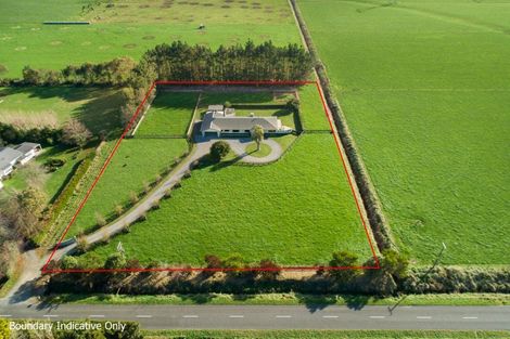 Photo of property in 408 Aranui Road, Kairanga, Palmerston North, 4475