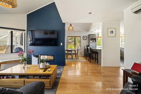 Photo of property in 2/22 Onepoto Road, Hauraki, Auckland, 0622