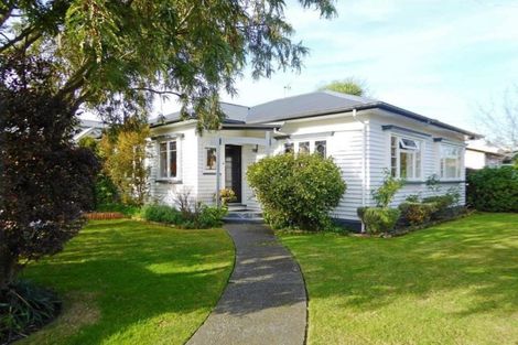 Photo of property in 8 Bennett Street, Waipawa, 4210