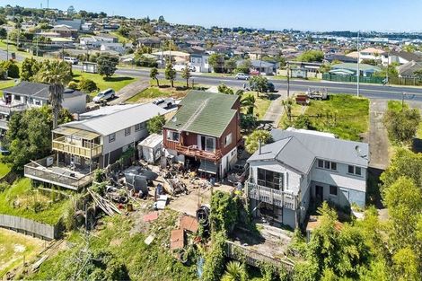 Photo of property in 577 East Coast Road, Browns Bay, Auckland, 0630