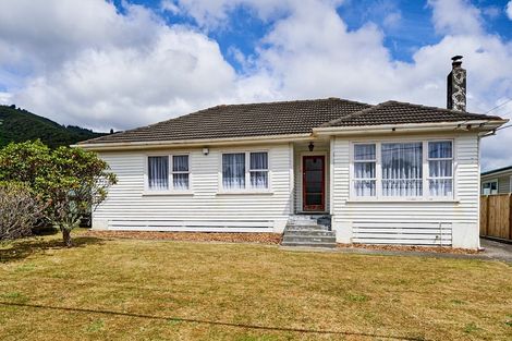 Photo of property in 57 Russell Road, Wainuiomata, Lower Hutt, 5014