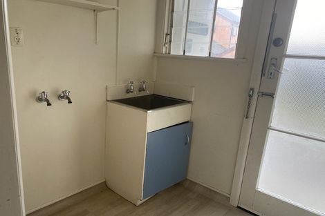 Photo of property in 163 River Road, Hamilton East, Hamilton, 3216