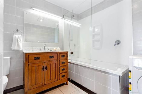 Photo of property in 103 Luckens Road, West Harbour, Auckland, 0618