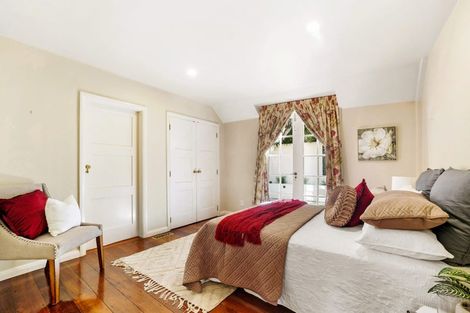 Photo of property in 5a Raroa Road, Kelburn, Wellington, 6012