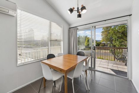 Photo of property in 14 Ogilvie Road, Kinloch, Taupo, 3377