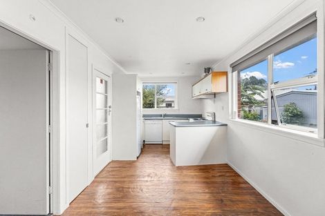 Photo of property in 74 Gover Street, New Plymouth, 4310