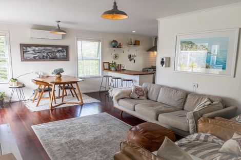 Photo of property in 1/21 Fordham Street, Beach Haven, Auckland, 0626