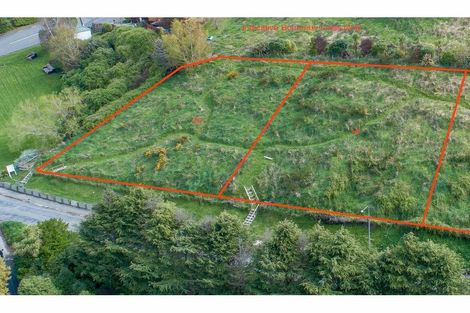 Photo of property in 18 Harmans Road, Lyttelton, 8082