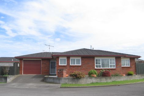 Photo of property in 1 Roimata Place, Tawhero, Whanganui, 4501