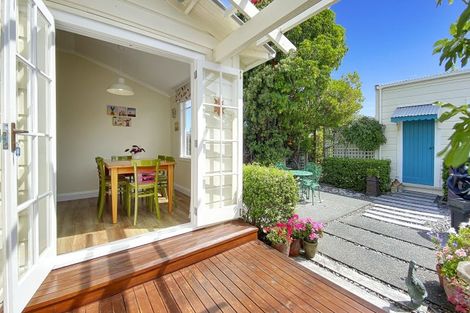 Photo of property in 36 The Esplanade, Westshore, Napier, 4110