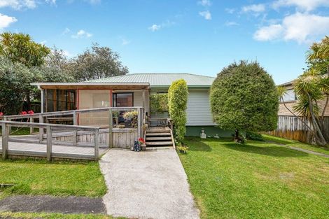 Photo of property in 59b Glendene Avenue, Glendene, Auckland, 0602