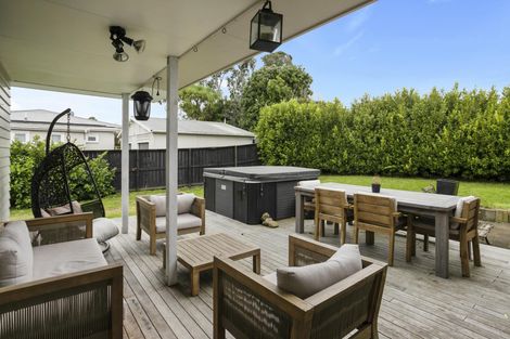 Photo of property in 44 Line Road, Glen Innes, Auckland, 1072