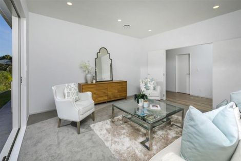 Photo of property in 17 Princes Street, Riverhead, 0820