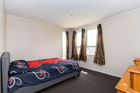 Photo of property in 1 Berwick Street, Flaxmere, Hastings, 4120