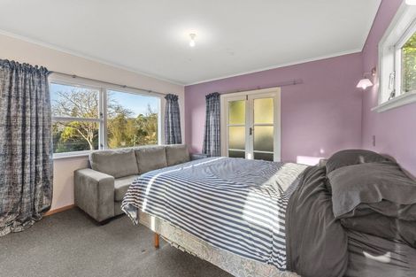Photo of property in 84 Heretaunga Square, Silverstream, Upper Hutt, 5019