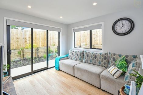 Photo of property in 32e Albrecht Avenue, Mount Roskill, Auckland, 1041