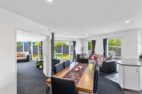 Photo of property in 53 Broadhaven Avenue, Parklands, Christchurch, 8083