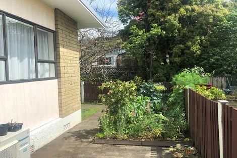 Photo of property in 8b Carr Street, Te Kamo, Whangarei, 0112