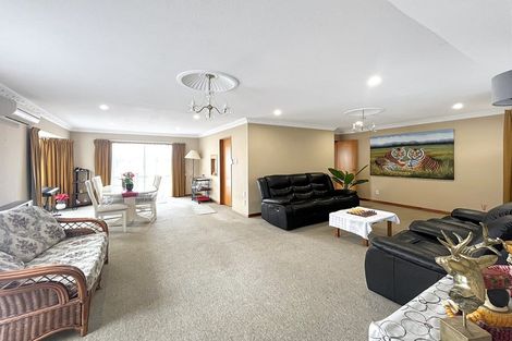 Photo of property in 111 John F Kennedy Drive, Milson, Palmerston North, 4414