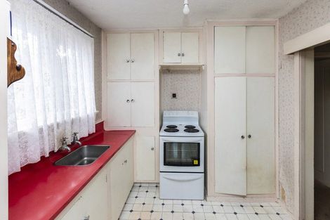 Photo of property in 13 Cheviot Street, Spreydon, Christchurch, 8024