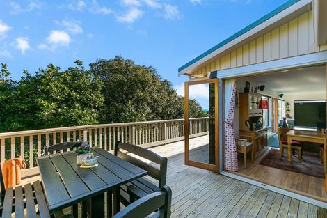 Photo of property in 3a Roys Road, Plimmerton, Porirua, 5026