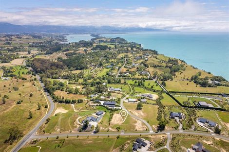 Photo of property in 17 Deck Road, Tasman, 7173