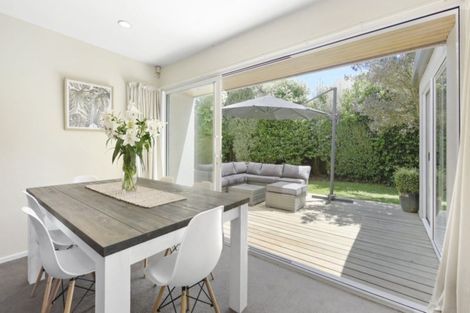 Photo of property in 5 Holderness Place, Ilam, Christchurch, 8041