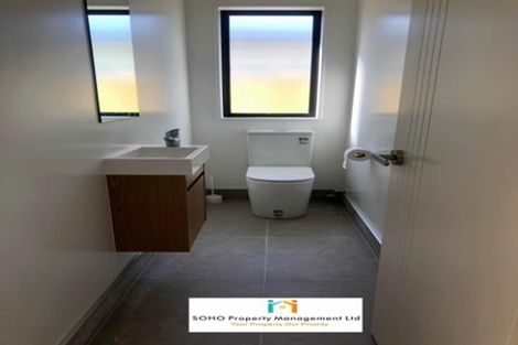 Photo of property in 64 Schoolside Road, Kumeu, 0810