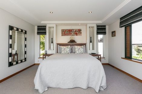 Photo of property in 32 Miller Road, Havelock North, 4130