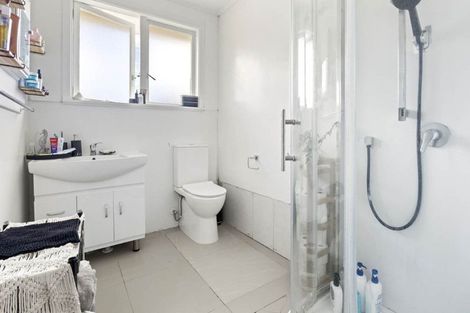 Photo of property in 12 Olive Street, Manurewa, Auckland, 2102