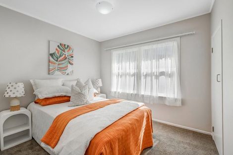 Photo of property in 1/56 Potter Avenue, Northcote, Auckland, 0627