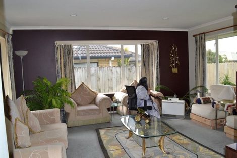 Photo of property in 8 Belcoo Crescent, East Tamaki, Auckland, 2013