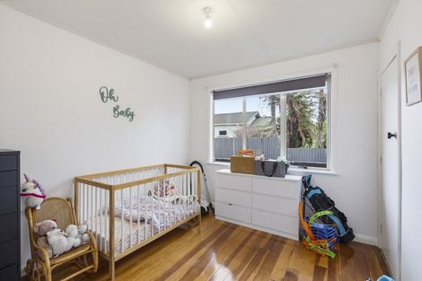 Photo of property in 2 Margaret Street, Shannon, 4821